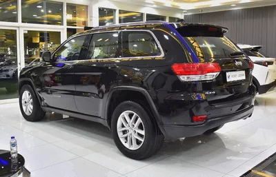 EXCELLENT DEAL for our Jeep Grand Cherokee Laredo 4x4 ( 2018 Model ) in Black Color GCC Specs-6