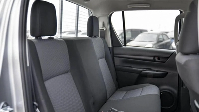 Toyota Hilux-7