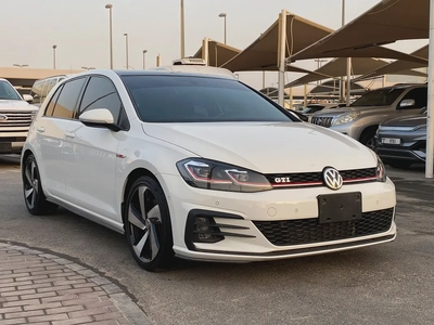 GOLF 2019 GTI  WHITE-4