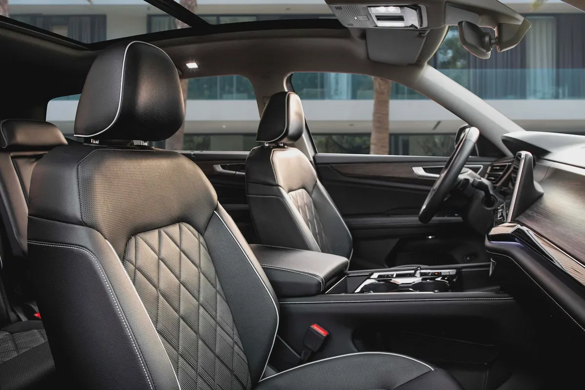3,055 P.M |  Teramont R-Line | 0% Downpayment | Volkswagen WARRANTY+SERVICE-10-10