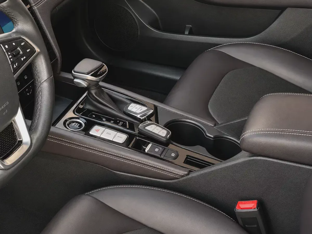 AED 450 P.M | JAC | J7 | LUXURY | 1.5L TURBO | 2023 | GCC-9-9