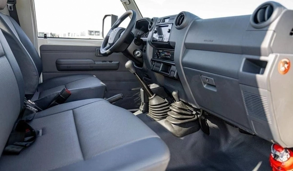 Toyota Land Cruiser Pick Up LC79 SC 4.2L V6 DIESEL
