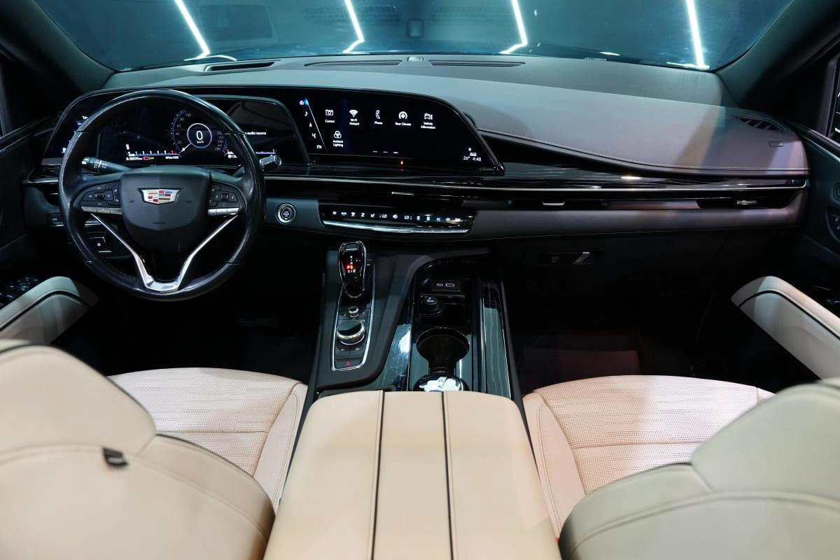 Cadillac Escalade Sport-11-11