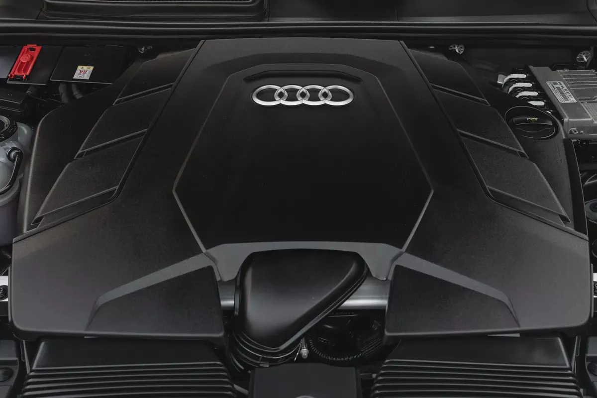 4,113 P.M | 0% Downpayment | Q8 55TFSI| Audi Warranty!-13-13