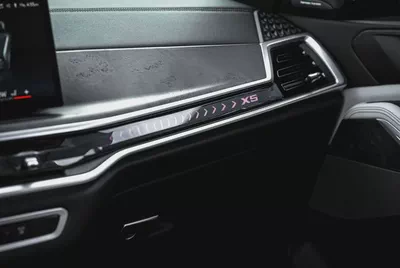 2025 BMW X5 sDrive40i | Warranty | Low Mileage | M- Package-9