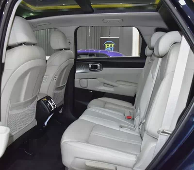 AED 1,913 EMi at 0% DP | KIA Sorento V6 4WD Full Option ( 2023 Model ) in Blue Color GCC Specs-17