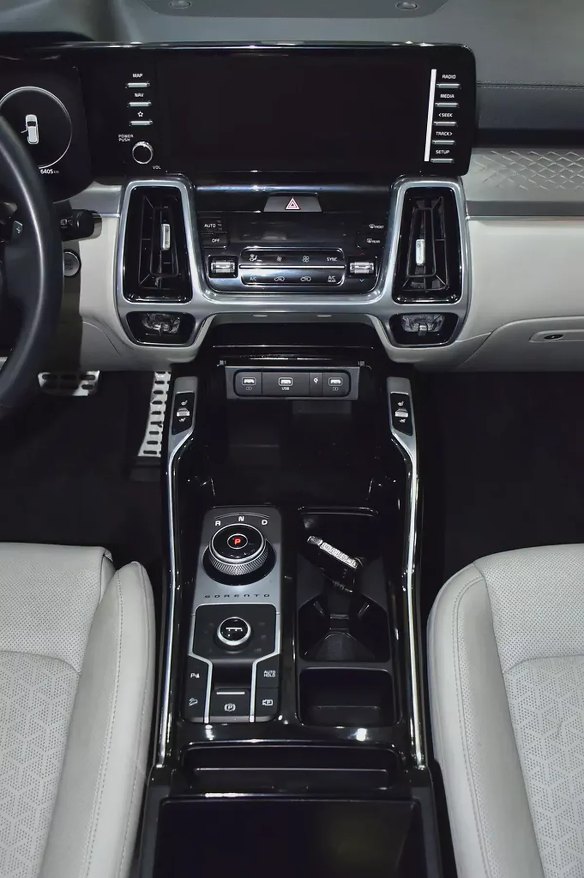 AED 1,913 EMi at 0% DP | KIA Sorento V6 4WD Full Option ( 2023 Model ) in Blue Color GCC Specs-16-16