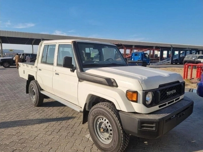 Toyota Land Cruiser Pick Up 6 CYLINDERS MANUAL AVAILABLE DIESEL AND PETROL-0