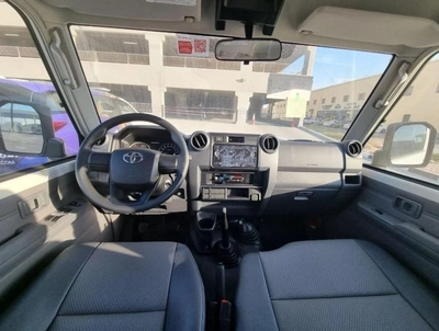 Toyota Land Cruiser Pick Up 6 CYLINDERS MANUAL AVAILABLE DIESEL AND PETROL-1