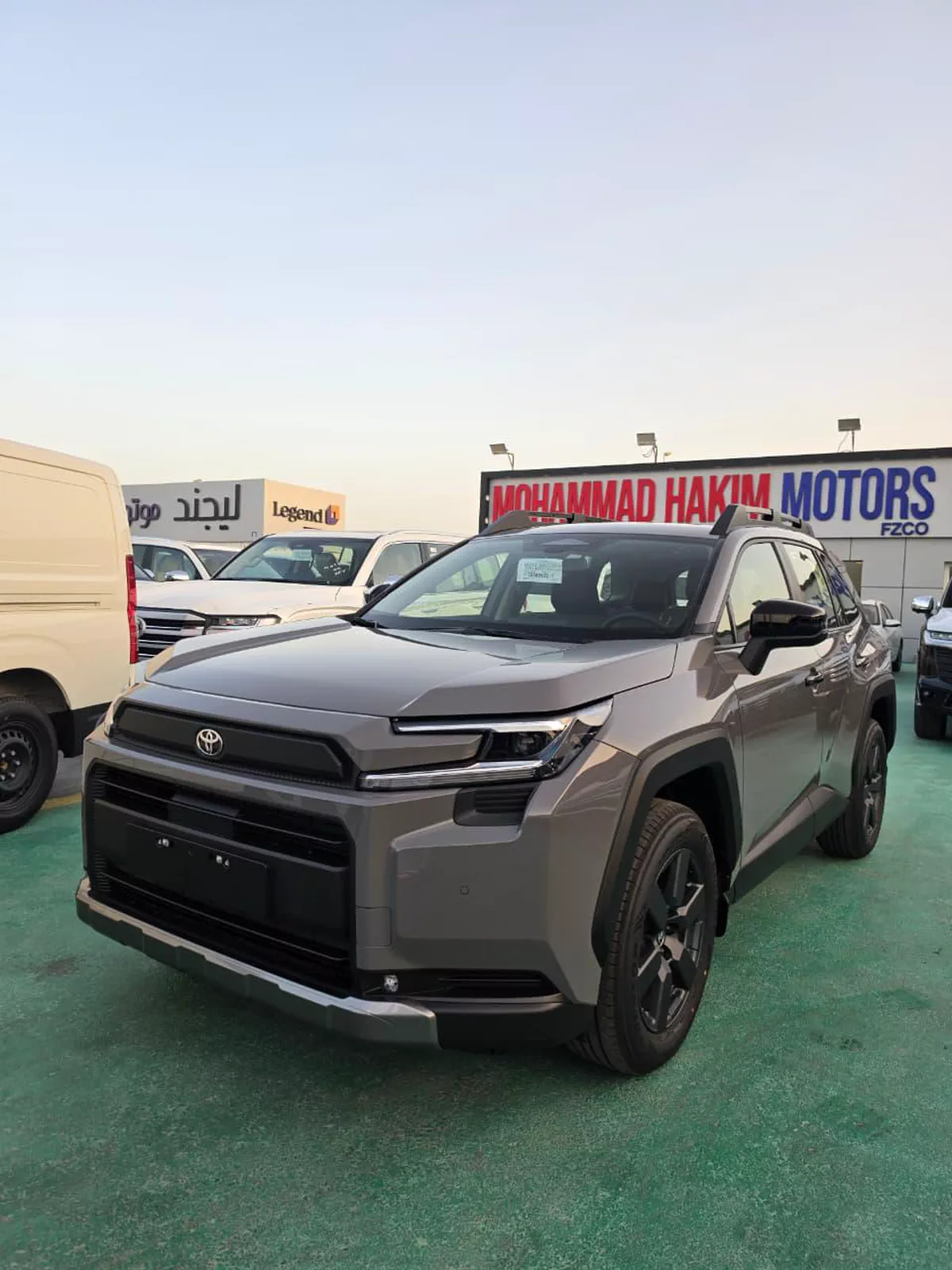 TOYOTA RAV4 2.5L HYBRID FULL OPTION 2026 – Grey