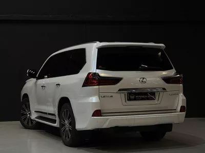 Lexus LX570 SIGNATURE 2020 Lexus LX 570 Platinum | GCC | 61,000 KM | V8-3