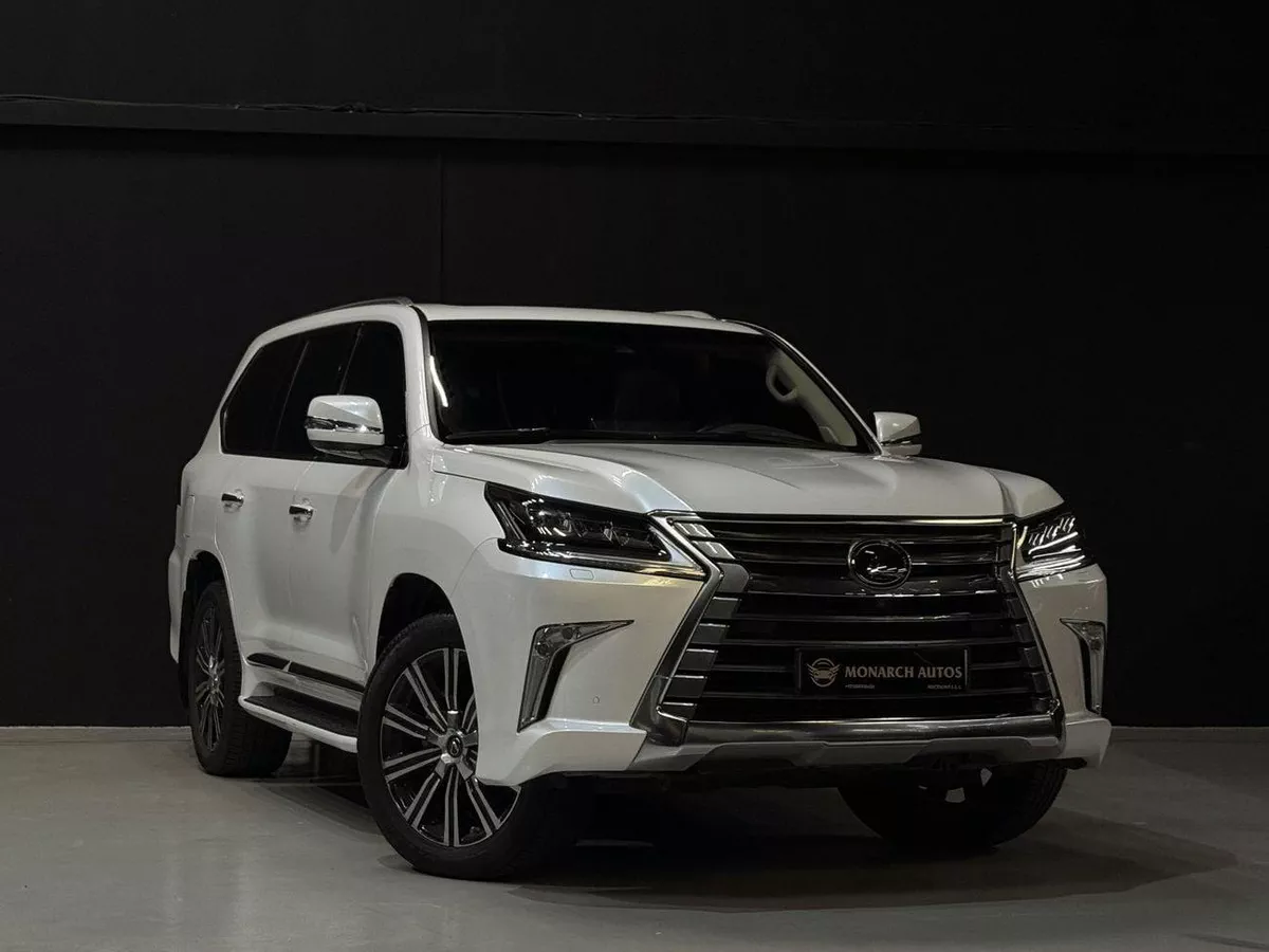 Lexus LX570 SIGNATURE 2020 Lexus LX 570 Platinum | GCC | 61,000 KM | V8-1-0