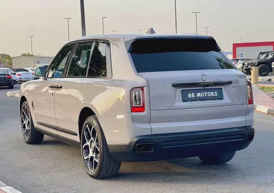 2023 Rolls-Royce Cullinan Black Badge with Picnic Chairs | GCC Specs | Low Mileage-4