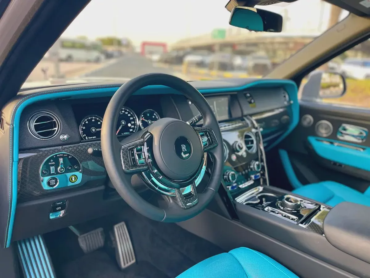 2023 Rolls-Royce Cullinan Black Badge with Picnic Chairs | GCC Specs | Low Mileage-10-10