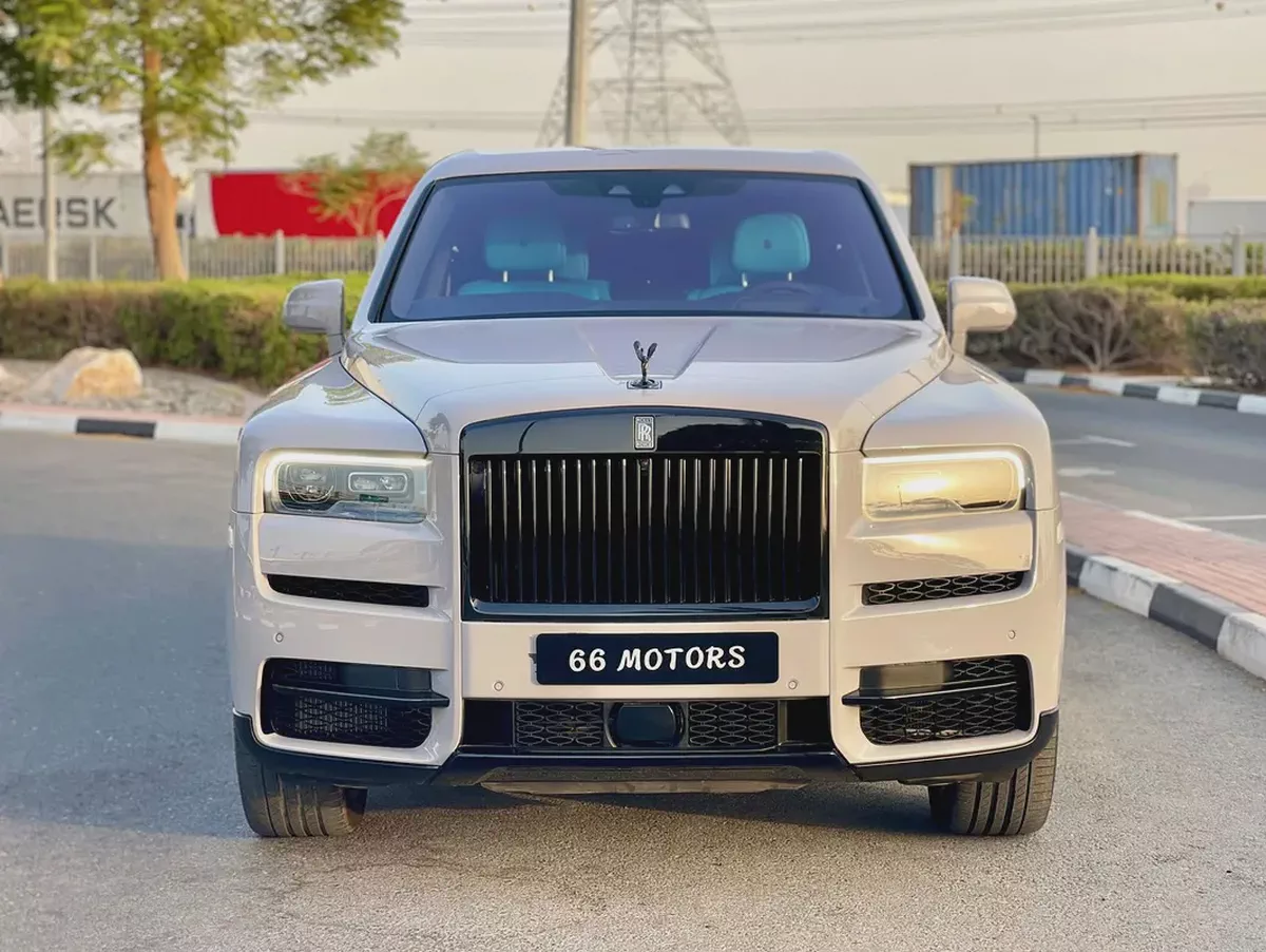 2023 Rolls-Royce Cullinan Black Badge with Picnic Chairs | GCC Specs | Low Mileage-2-2