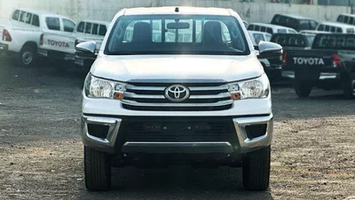 Toyota Hilux GL Toyota Hilux 2.7 petrol Manuel 2025 basic option four wheels-5