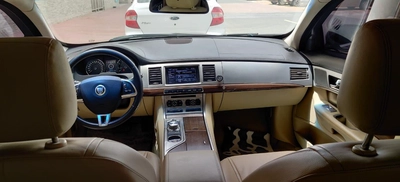 jaguar xf 2012 3.0 -10