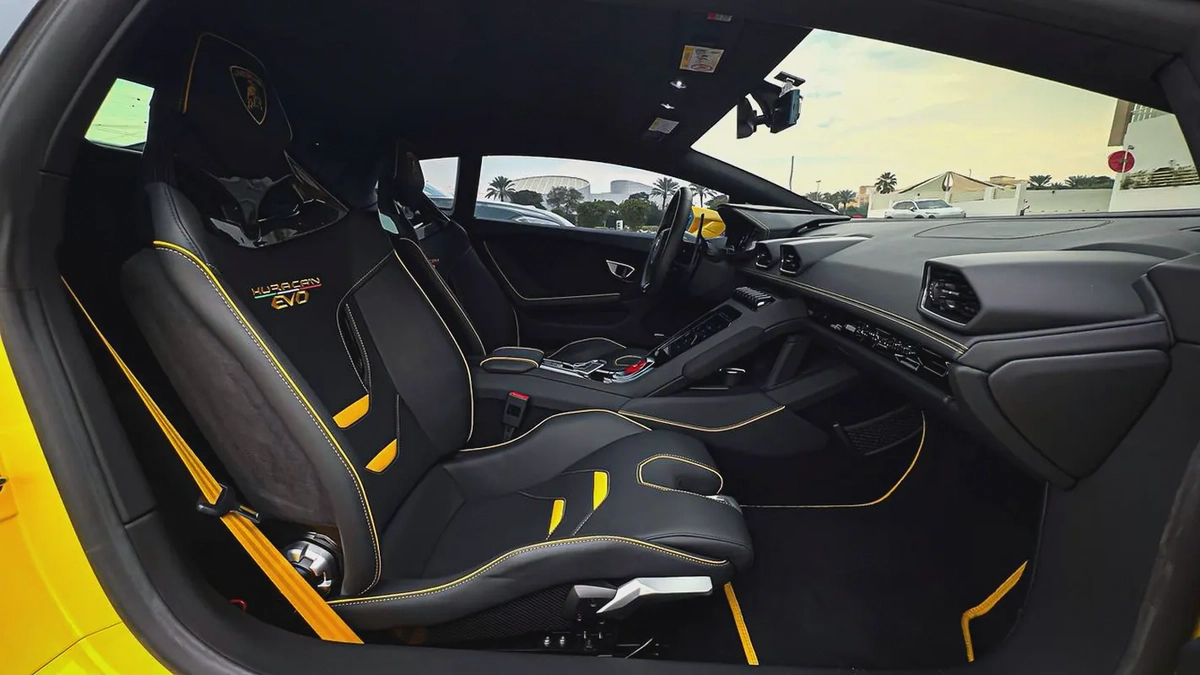 2023 | Lamborghini Huracan Evo Coupe | Low Mileage | Warranty | V10-6-6