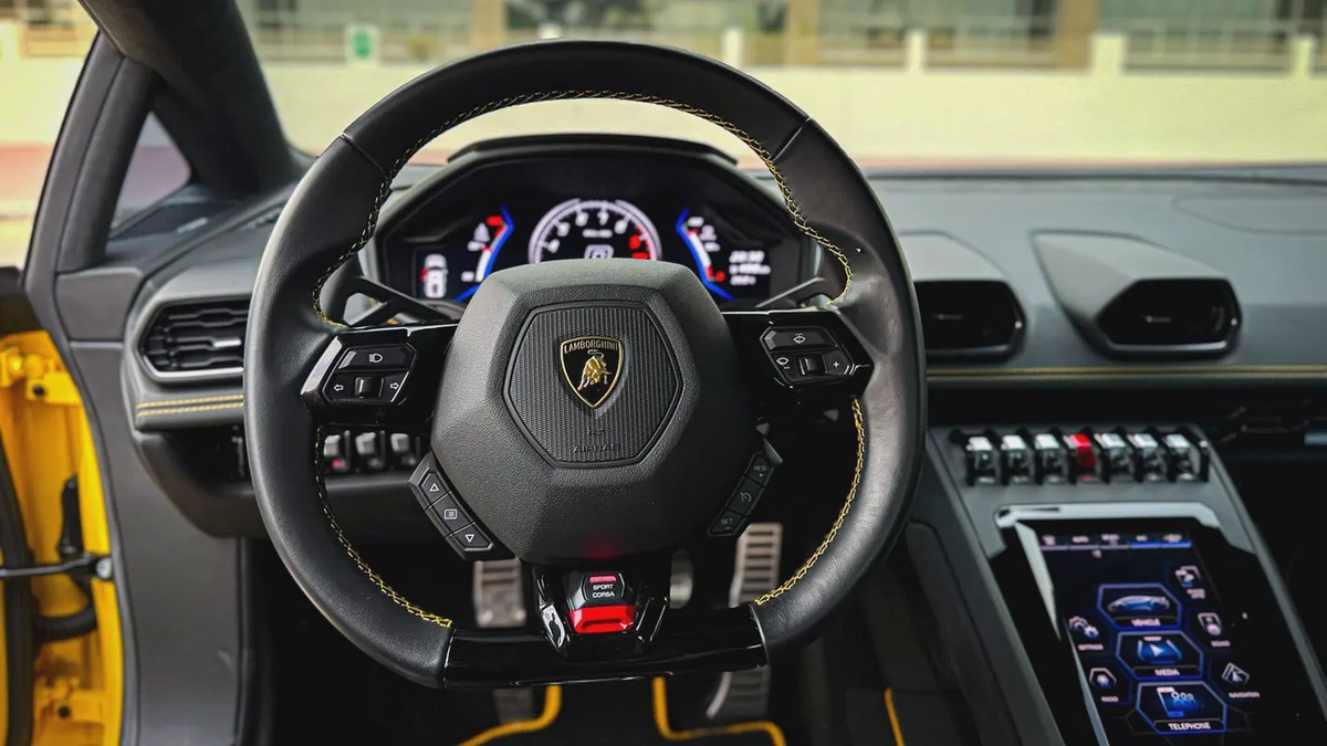 2023 | Lamborghini Huracan Evo Coupe | Low Mileage | Warranty | V10-7-7