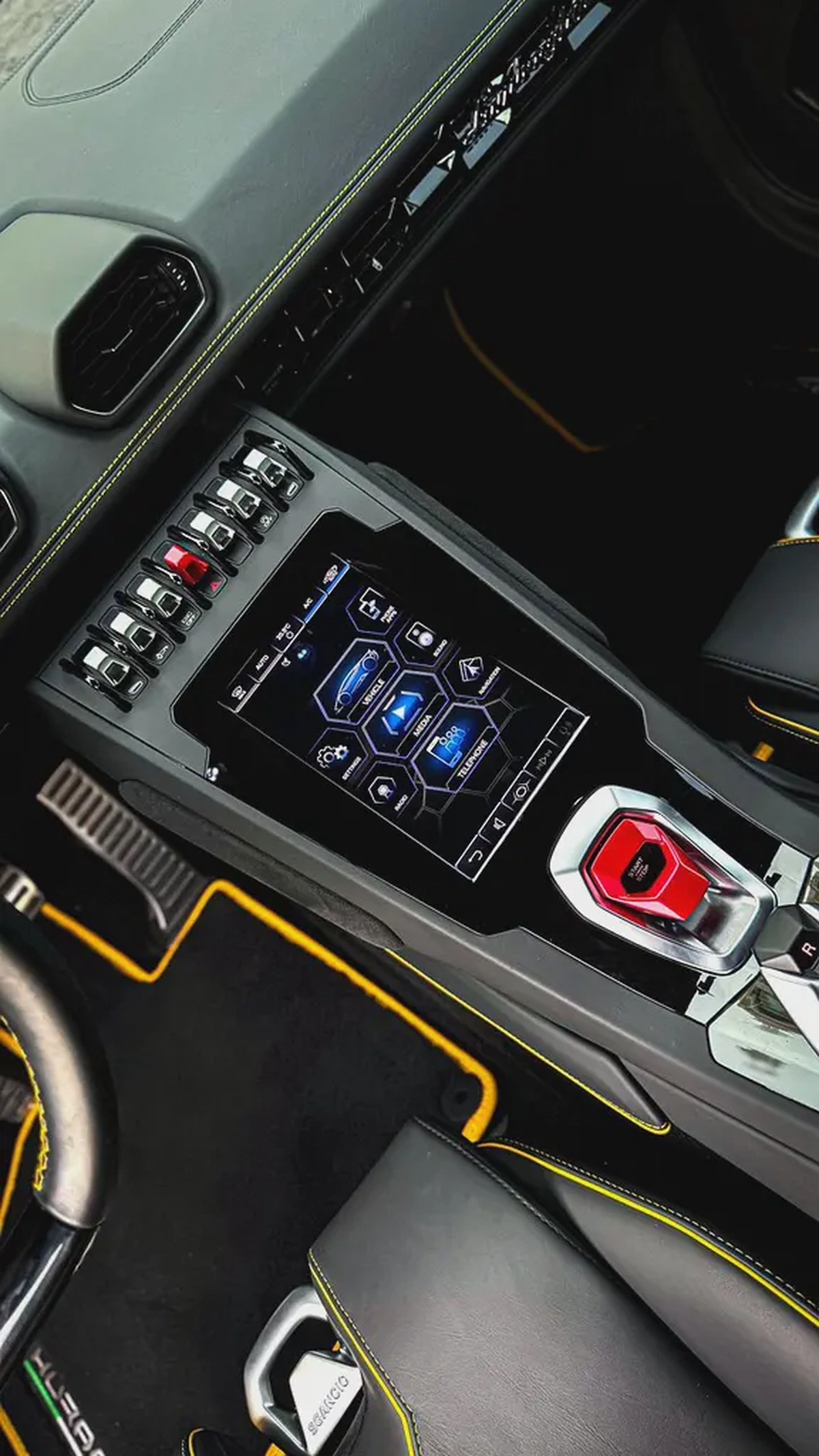 2023 | Lamborghini Huracan Evo Coupe | Low Mileage | Warranty | V10-10-10