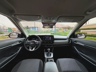 Kia Seltos EX 2023 - GCC Specs - Excellent Condition-11