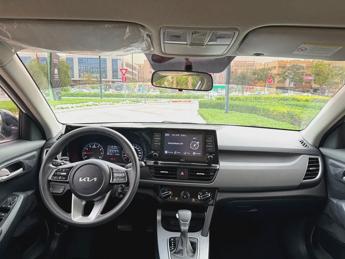 Kia Seltos EX 2023 - GCC Specs - Excellent Condition-10-10