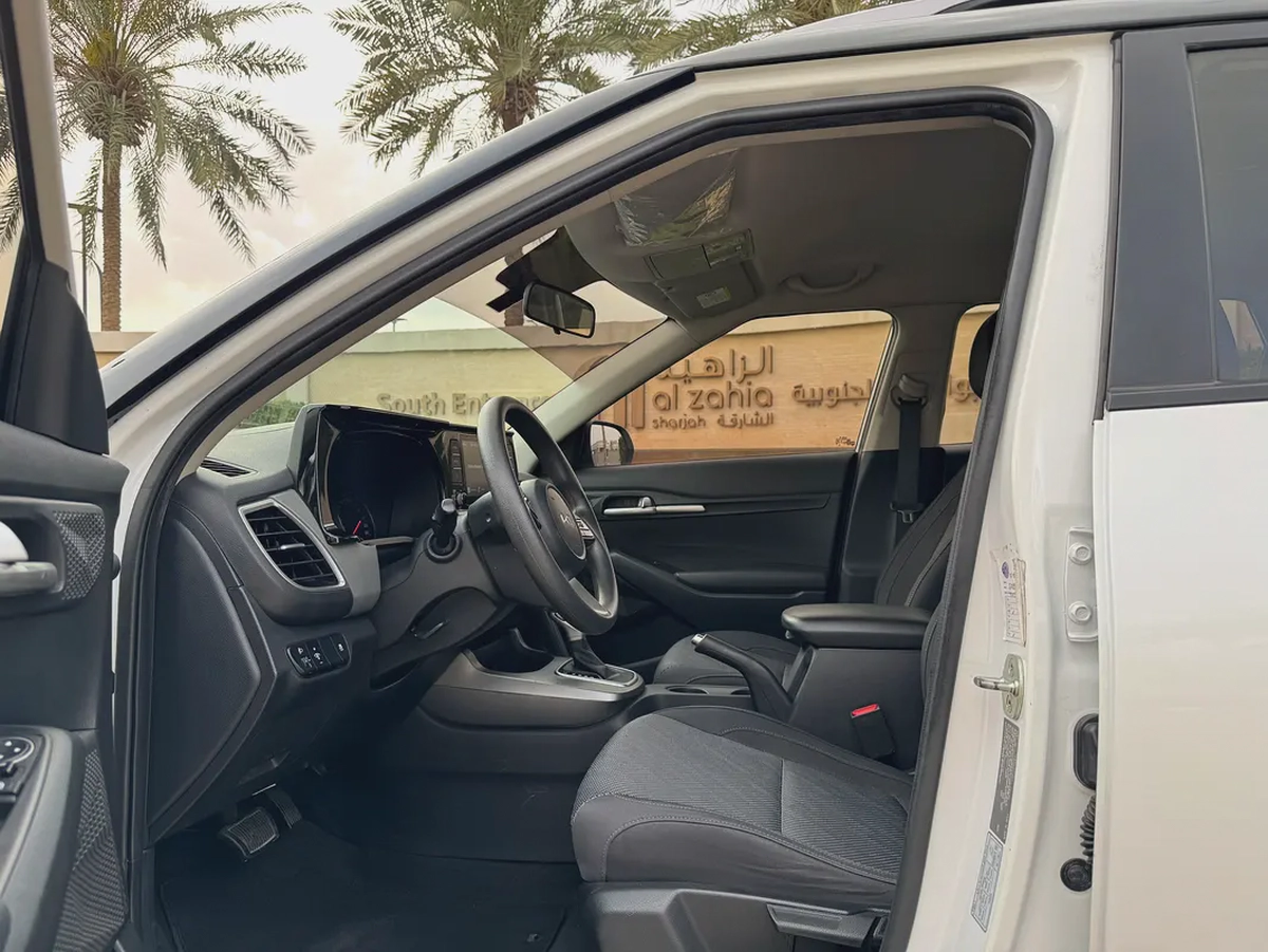 Kia Seltos EX 2023 - GCC Specs - Excellent Condition-8-8