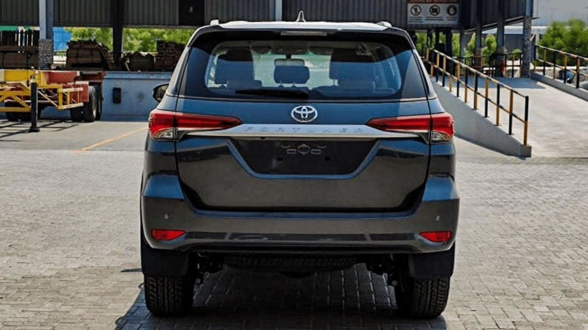 Toyota Fortuner EXR FORTUNER 2.7L 4WD 2024 0KM-5-0