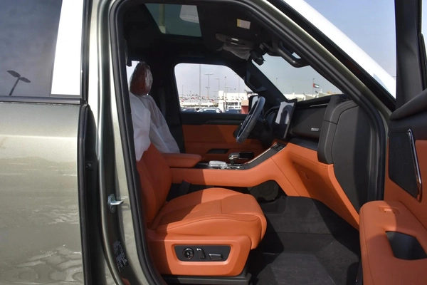 ROX 01 HYBRID SEVEN SEATS 2025 | GREEN LIKE