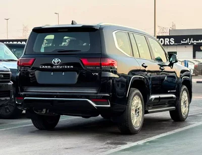 Toyota Land Cruiser VX 4.0L PETROL V6 || RADAR | BIG DVD | REAR ENTERTAINMENT SCREEN | COOL BOX | FULL OPTION (CODE#VX4M-3
