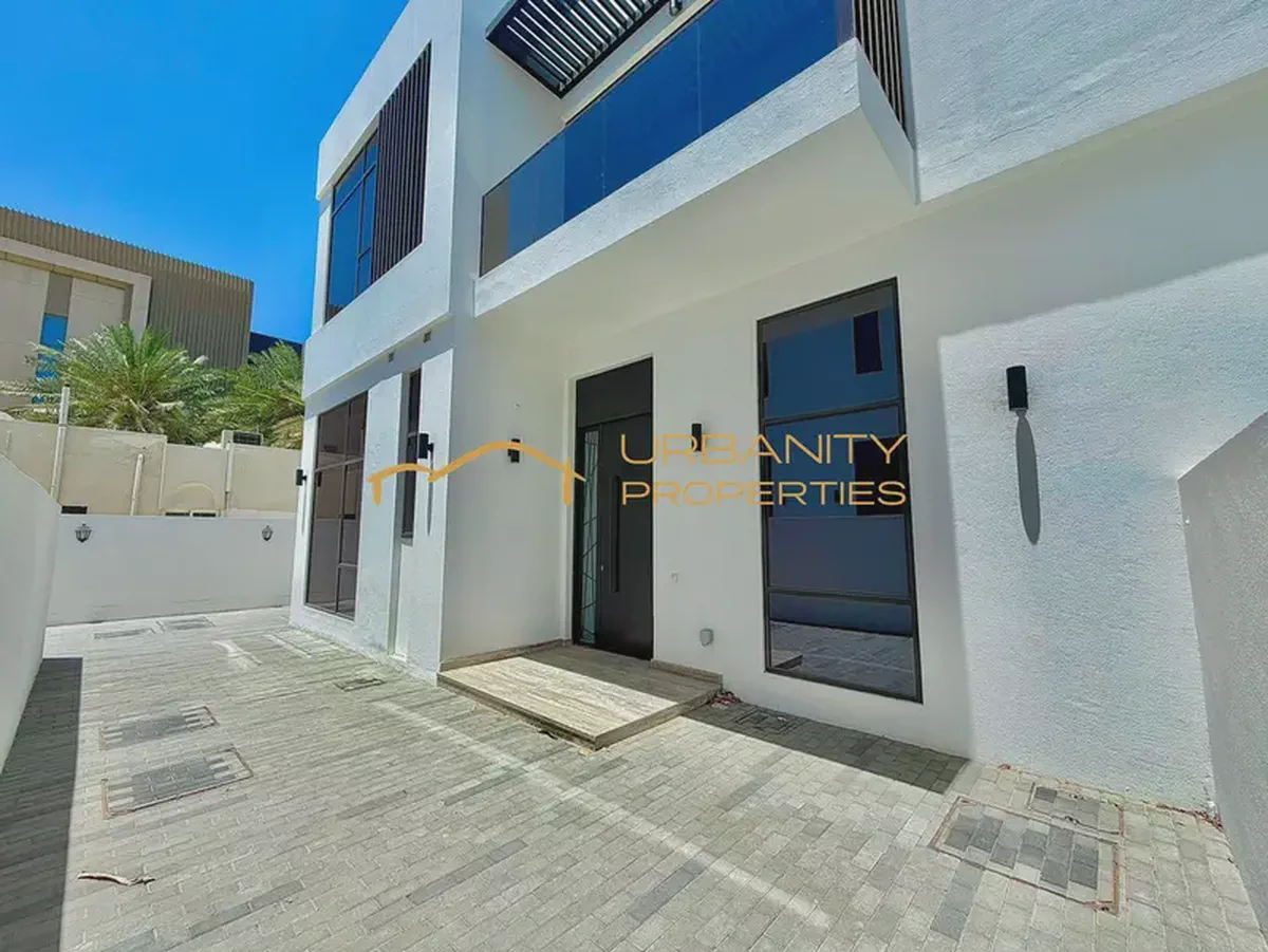 6BR Luxury Villa + Maid | Ready to Move In | Prime Jumeirah 1 Location-1-1
