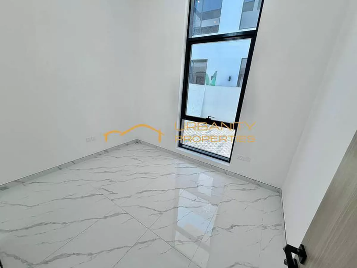 6BR Luxury Villa + Maid | Ready to Move In | Prime Jumeirah 1 Location-8-8