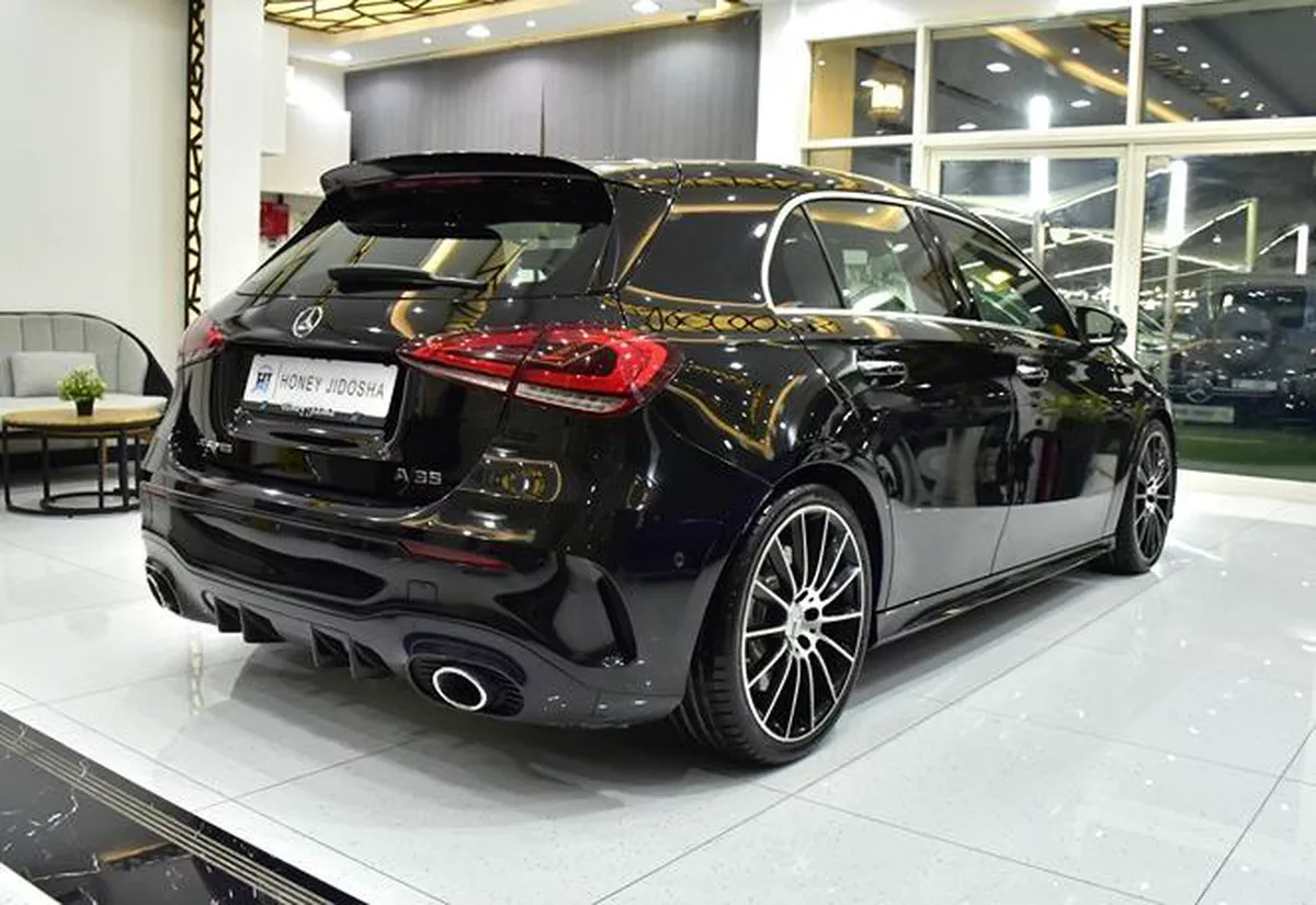 Mercedes Benz A35 AMG ( 2020 Model ) in Black Color Chinese Specs-6-6