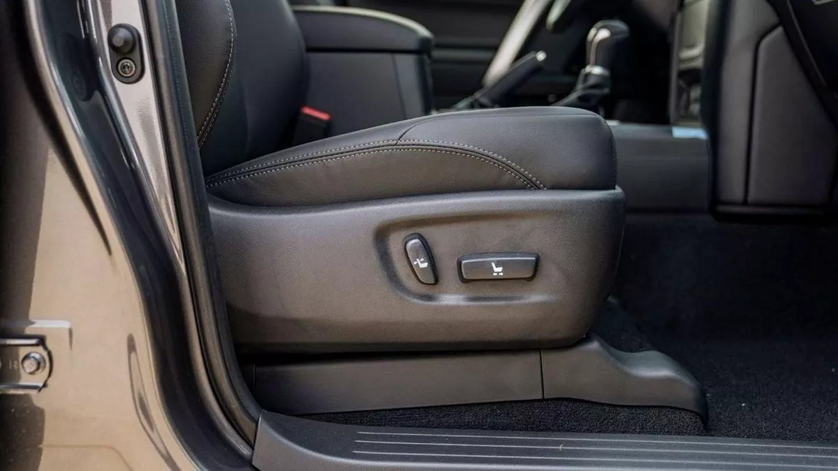 Toyota Prado VX 4.0P AT MY2023 - GREY-16-0
