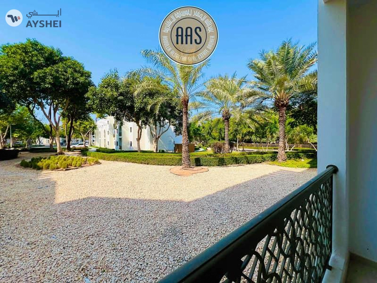One Month Free ! Luxurious Brand new Building ! Closed To Metro ! With All Aminities ! Ready to Move-3-3