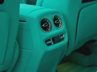 2026 Mercedes-Benz G63 AMG Brabus Kit | 0 KM | Tiffany Blue Interior-17