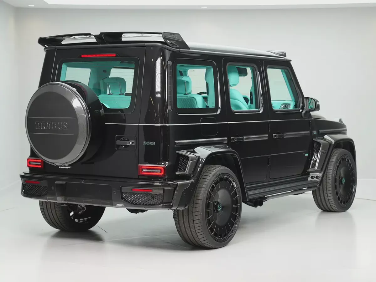 2026 Mercedes-Benz G63 AMG Brabus Kit | 0 KM | Tiffany Blue Interior-6-6