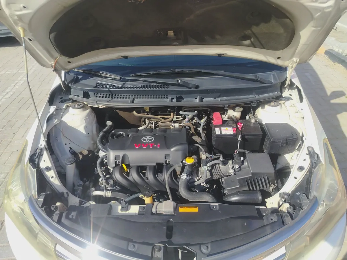 Toyota Yaris Sport 2014 - GCC Specs t-11-11