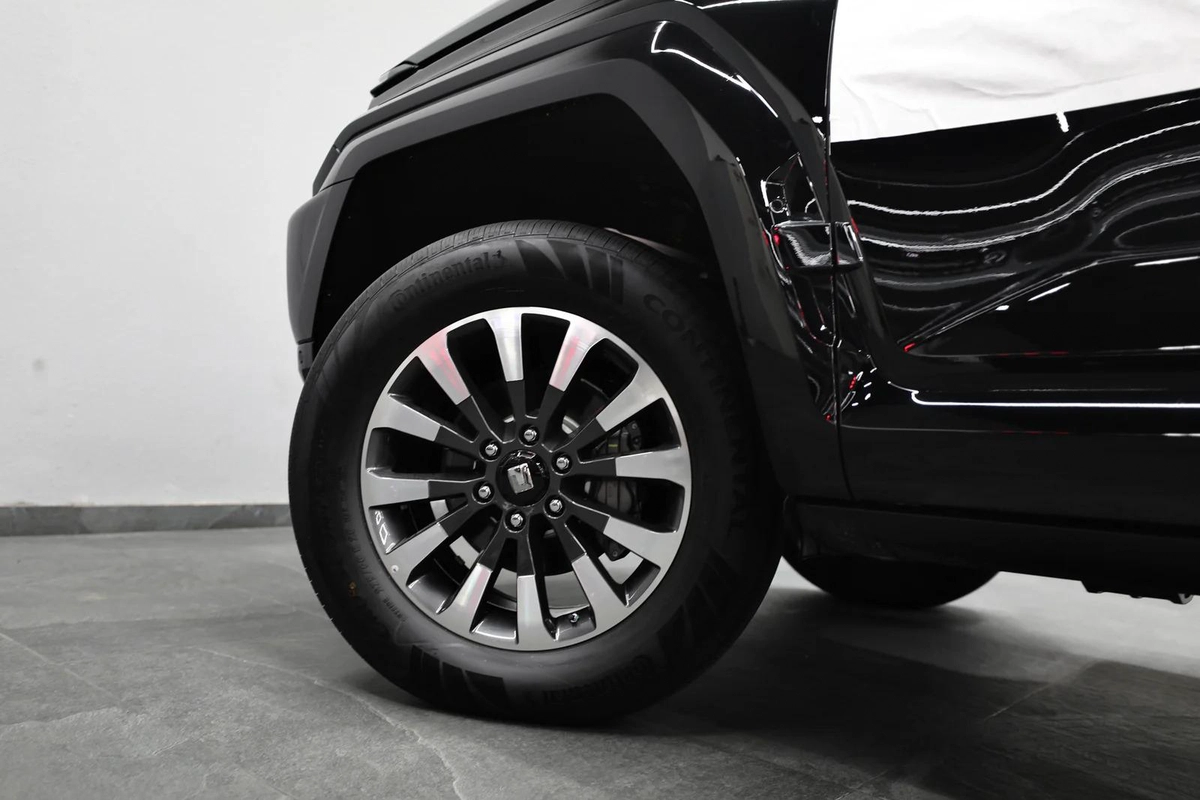 Tank 700 | BRAND NEW | V6 3.0L Turbo | 5 Years Warranty-12-12