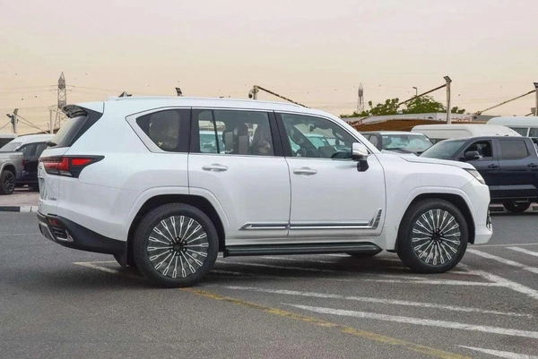 Lexus LX600 LX 600 VIP 3.5L