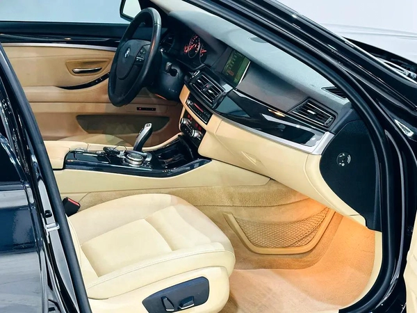 BMW 535i EXCLUSIVE GCC SOECS LOW KILOMETER WITH ONE YEAR WARRANTY