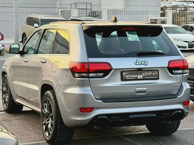 Jeep SRT, 2015 GCC, fully loaded, in very good condition.-5