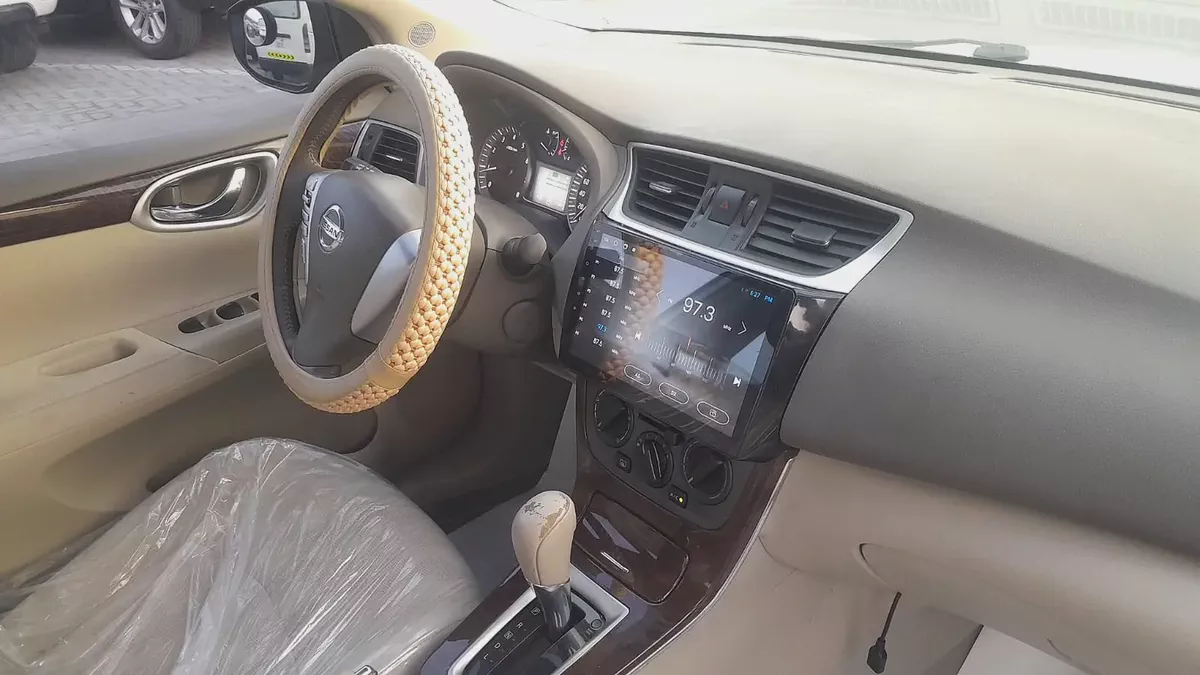 Nissan Sentra 2015 SV | GCC Specs | Well Maintained-13-13