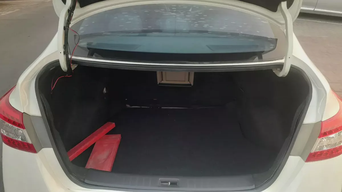 Nissan Sentra 2015 SV | GCC Specs | Well Maintained-18-18