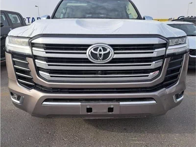 Toyota Land Cruiser VXR-2