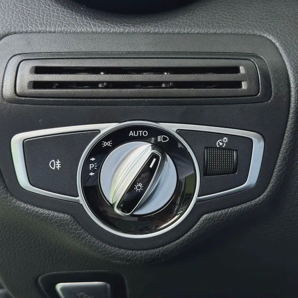 Mercedes C 200 2016 NO Accident Deisel Korean Specs-14-14
