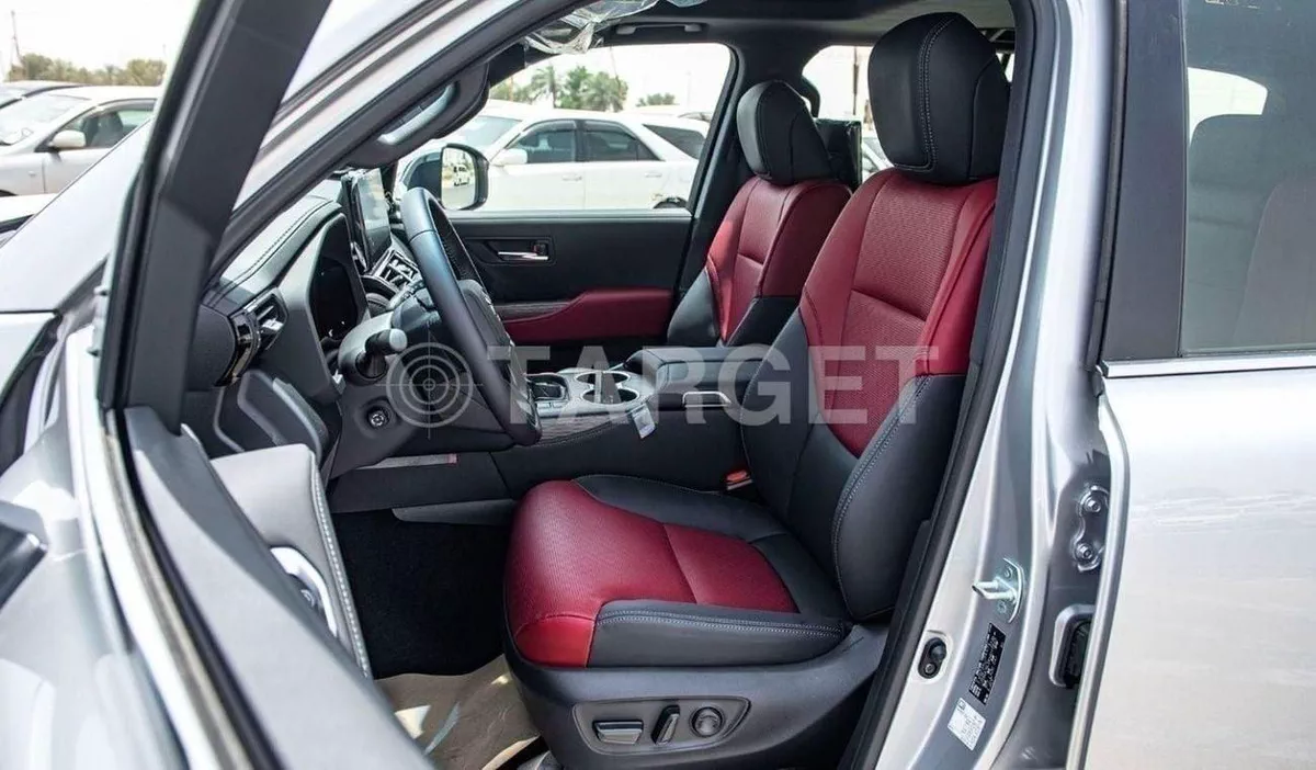 Toyota Land Cruiser VXR LAND CRUISER VXR 3.5L PETROL 2024-10-0
