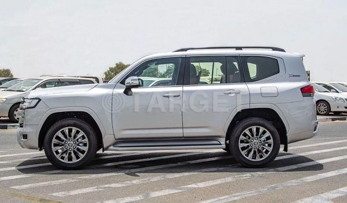 Toyota Land Cruiser VXR LAND CRUISER VXR 3.5L PETROL 2024-3-0