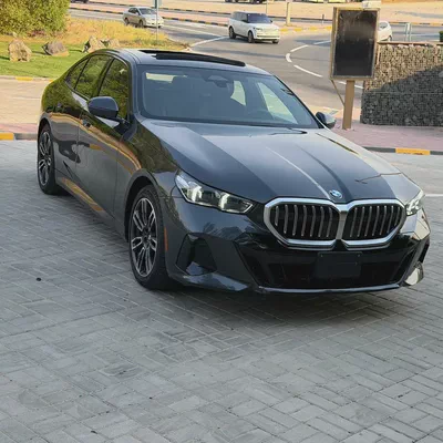 2024 BMW 530i Full Option | Clean Title | Original Paint | Luxury Sedan | Like New-10