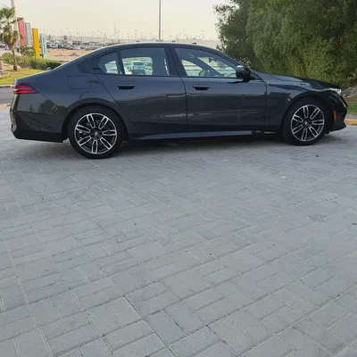 2024 BMW 530i Full Option | Clean Title | Original Paint | Luxury Sedan | Like New-16
